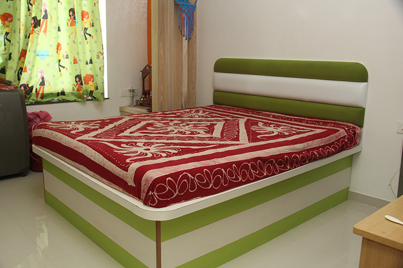 Modern High Bed In Kid's Bedroom by Star Design Bedroom Modern | Interior Design Photos & Ideas