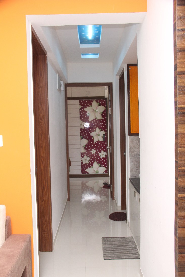 Yellow Wall In Modern Hallway by Star Design Indoor-spaces Modern | Interior Design Photos & Ideas