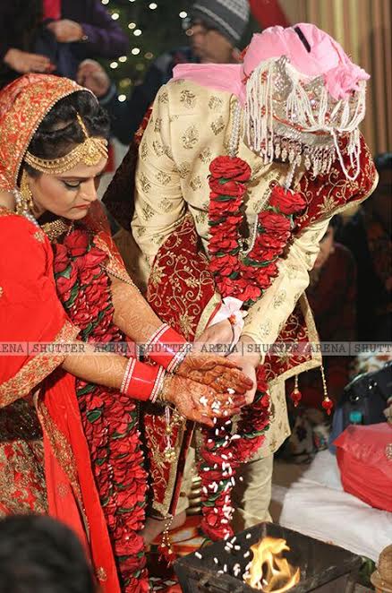 Custom between the couple by SHUTTER ARENA Wedding-photography | Weddings Photos & Ideas