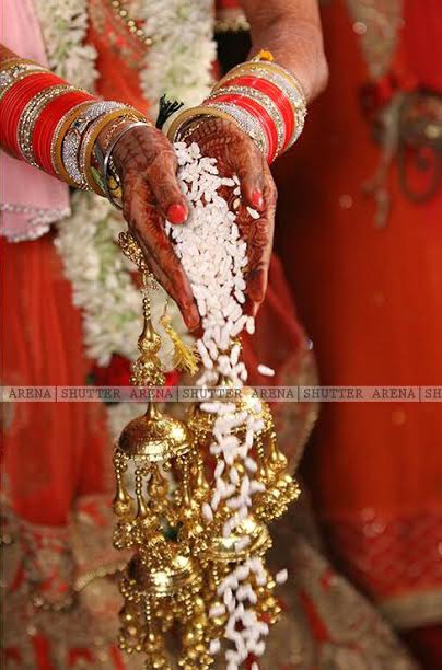 Shower of grain ritual by SHUTTER ARENA Wedding-photography | Weddings Photos & Ideas