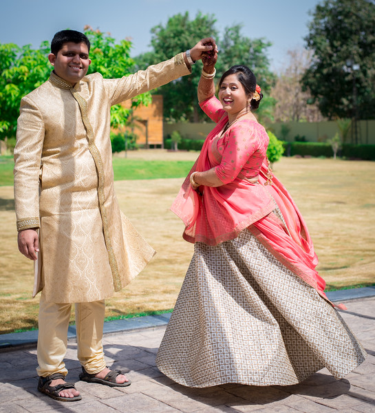 Bridal and groom portrait by Roma Patel Photography Wedding-photography | Weddings Photos & Ideas