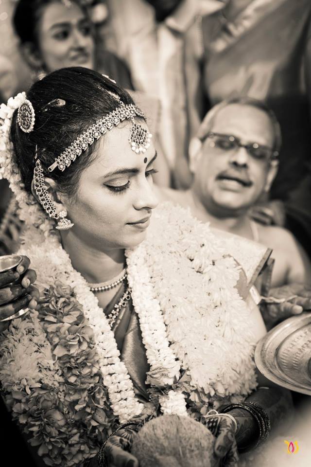 Side profile of bride by Photo Alchemy Wedding-photography | Weddings Photos & Ideas
