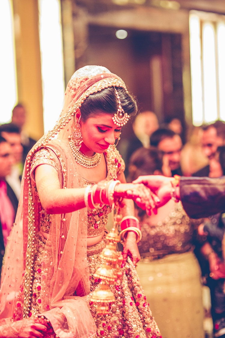 Just hold my hand! by Studio RGB Wedding-photography | Weddings Photos & Ideas