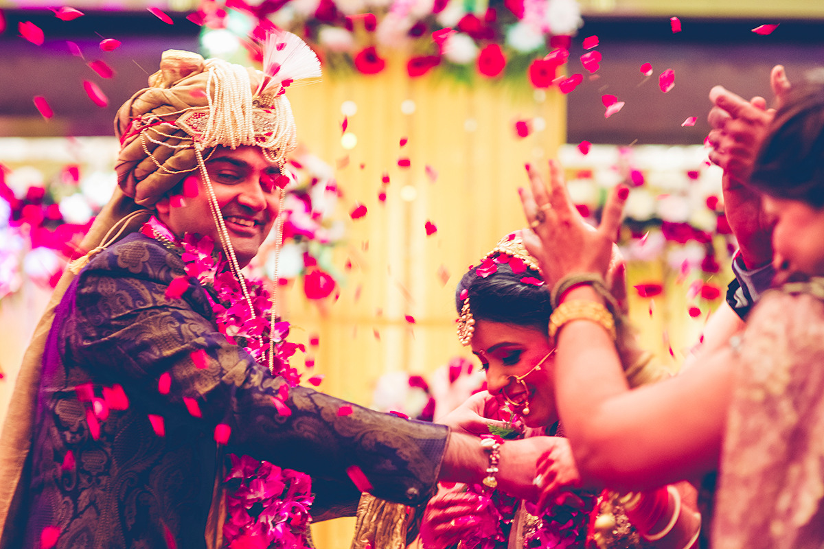 Shower of blessings! by Studio RGB Wedding-photography | Weddings Photos & Ideas