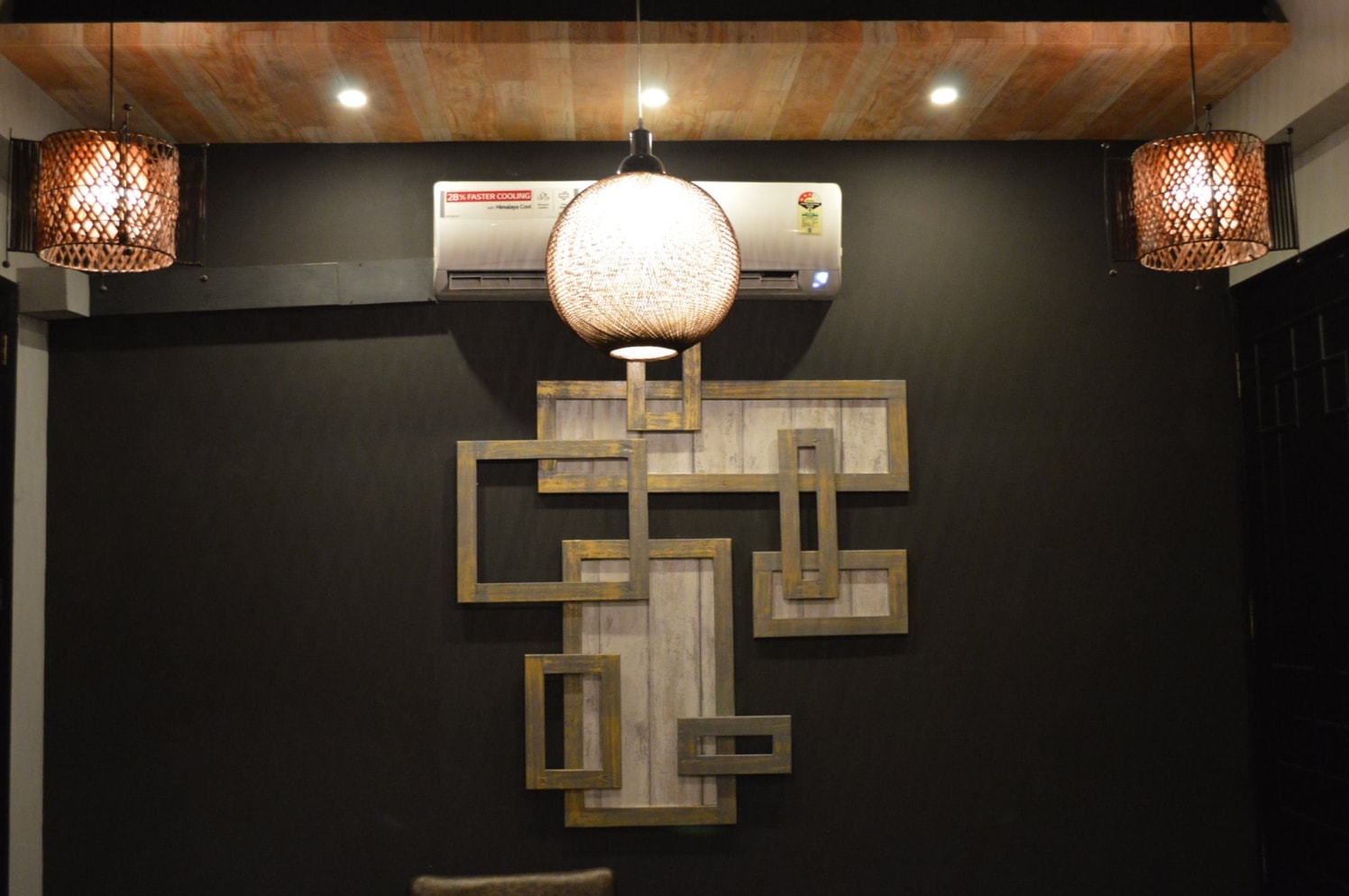All in one Frame by Urban Upgrade Interiors