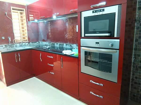 Red Modular Kitchen by Jyoti Yadav Modular-kitchen Modern | Interior Design Photos & Ideas