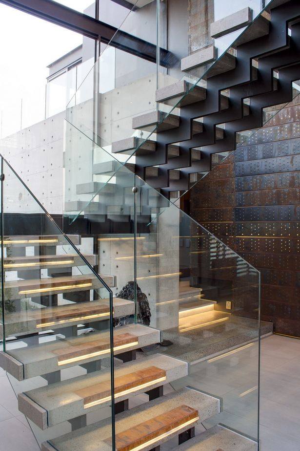 L Shaped Staircase With Glass Work by Jyoti Yadav Indoor-spaces Modern | Interior Design Photos & Ideas