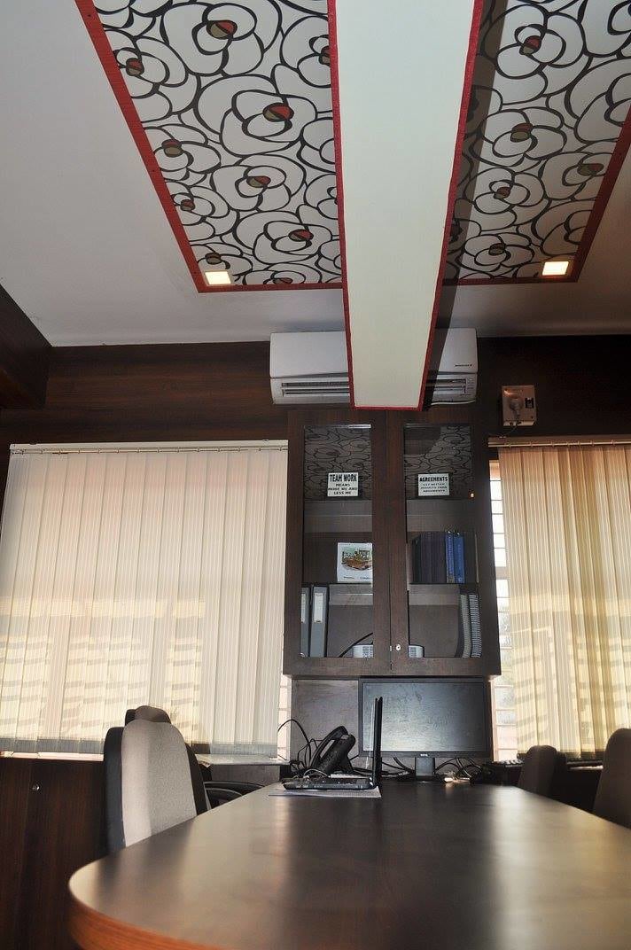 Conference Room by Misaki Atelier Modern | Interior Design Photos & Ideas