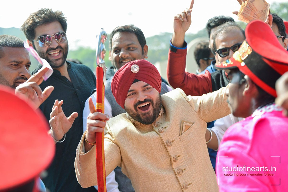 Baraat Shot by Studiofinearts Wedding-photography | Weddings Photos & Ideas