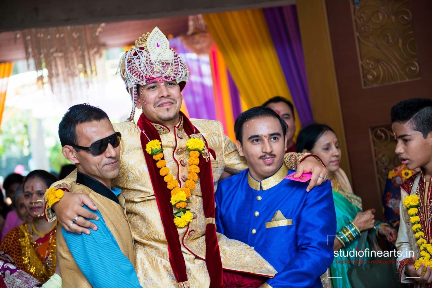 Entry Shots by Studiofinearts Wedding-photography | Weddings Photos & Ideas