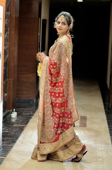 Bridal Red Saree by Riddhi Photography Wedding-photography | Weddings Photos & Ideas