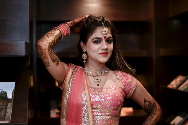 Mehendi Shot by Riddhi Photography Wedding-photography | Weddings Photos & Ideas