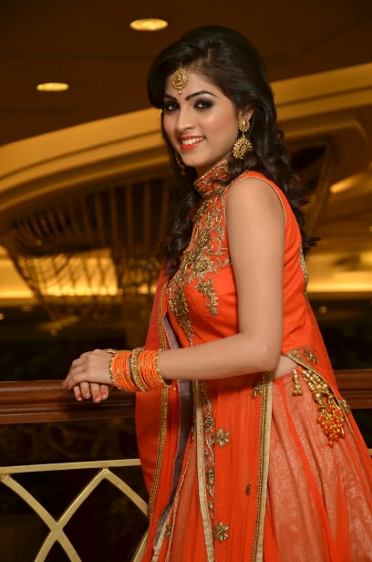 Bride Wearing Orange Dress And Golden Accessories by Riddhi Photography Wedding-photography | Weddings Photos & Ideas