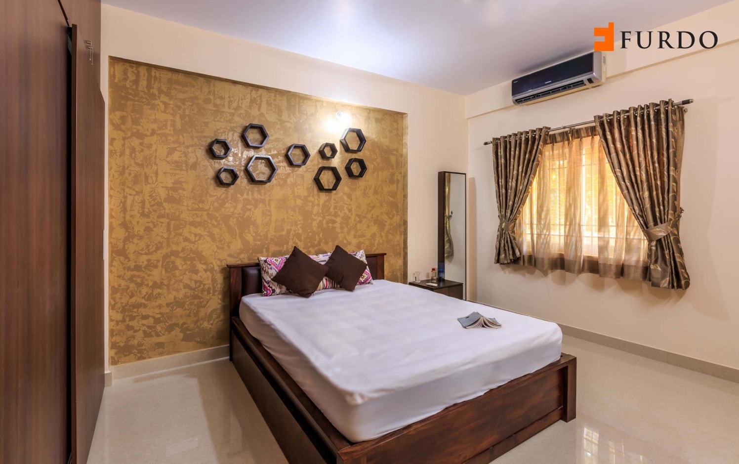 Bedroom With Single Bed And Wall Art by Furdo.com Bedroom Minimalistic | Interior Design Photos & Ideas