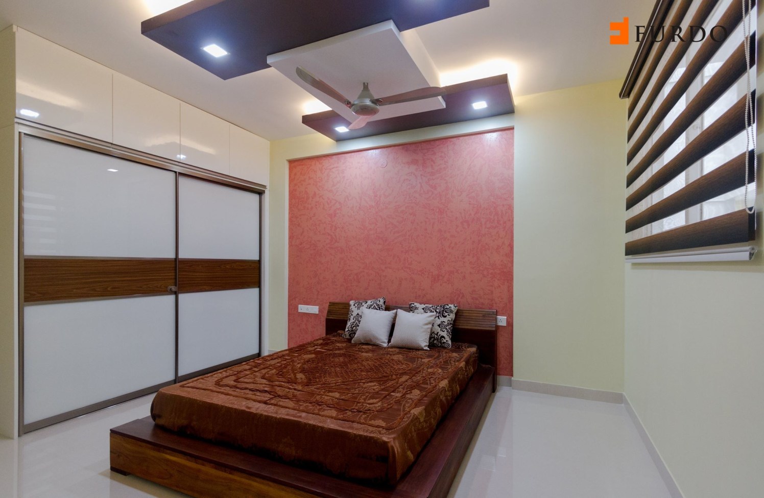 Bedroom With Red Wall and marble flooring by Furdo.com Bedroom Minimalistic | Interior Design Photos & Ideas