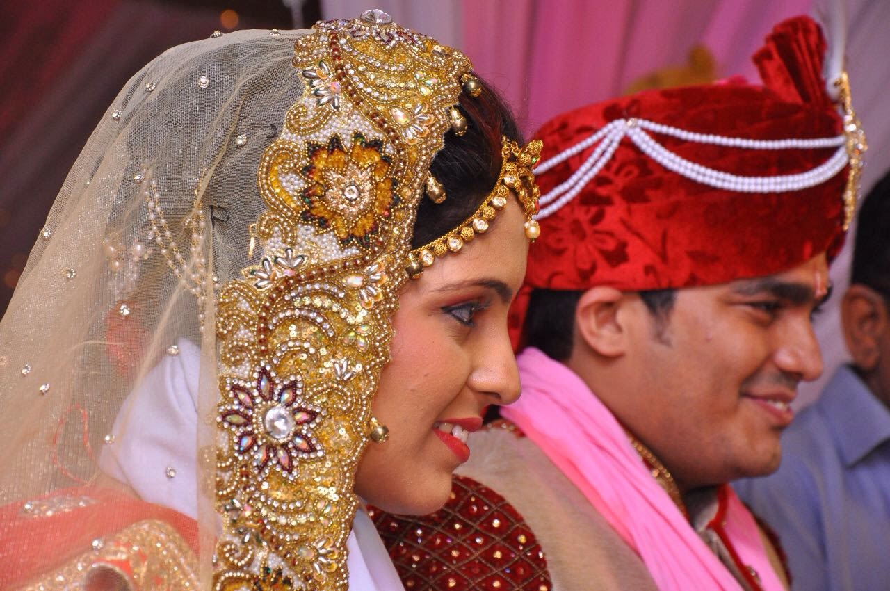 Golden outfit and accessories of bride by Heena Video Wedding-photography | Weddings Photos & Ideas