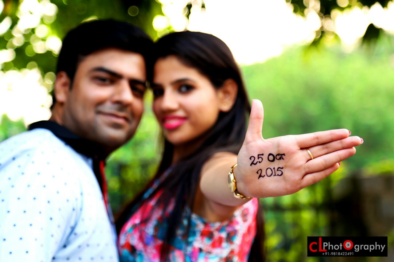 Pre-wedding shoot of a hindu couple by CL Media Solutions Wedding-photography | Weddings Photos & Ideas