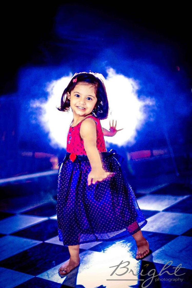 Candid Sangeet Photography by Gitesh Dhawan Wedding-photography | Weddings Photos & Ideas