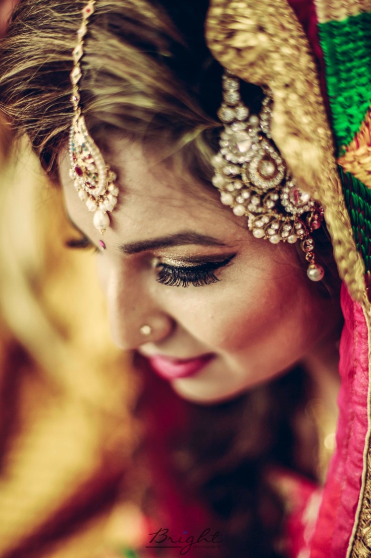Smoky Winked Eye Makeup by Gitesh Dhawan Wedding-photography Bridal-makeup | Weddings Photos & Ideas