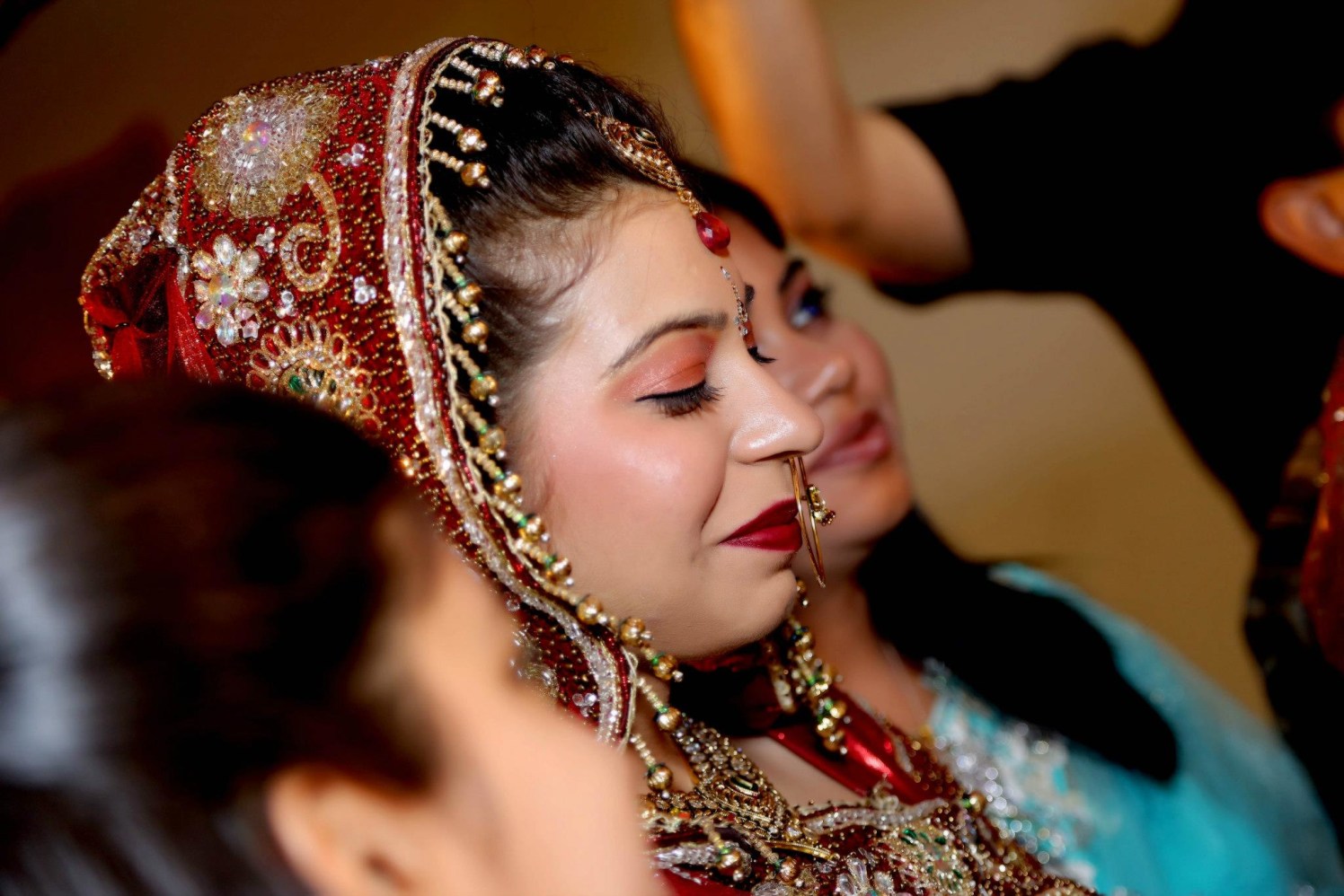 Bride's Side Shot by Gitesh Dhawan Wedding-photography Bridal-makeup | Weddings Photos & Ideas