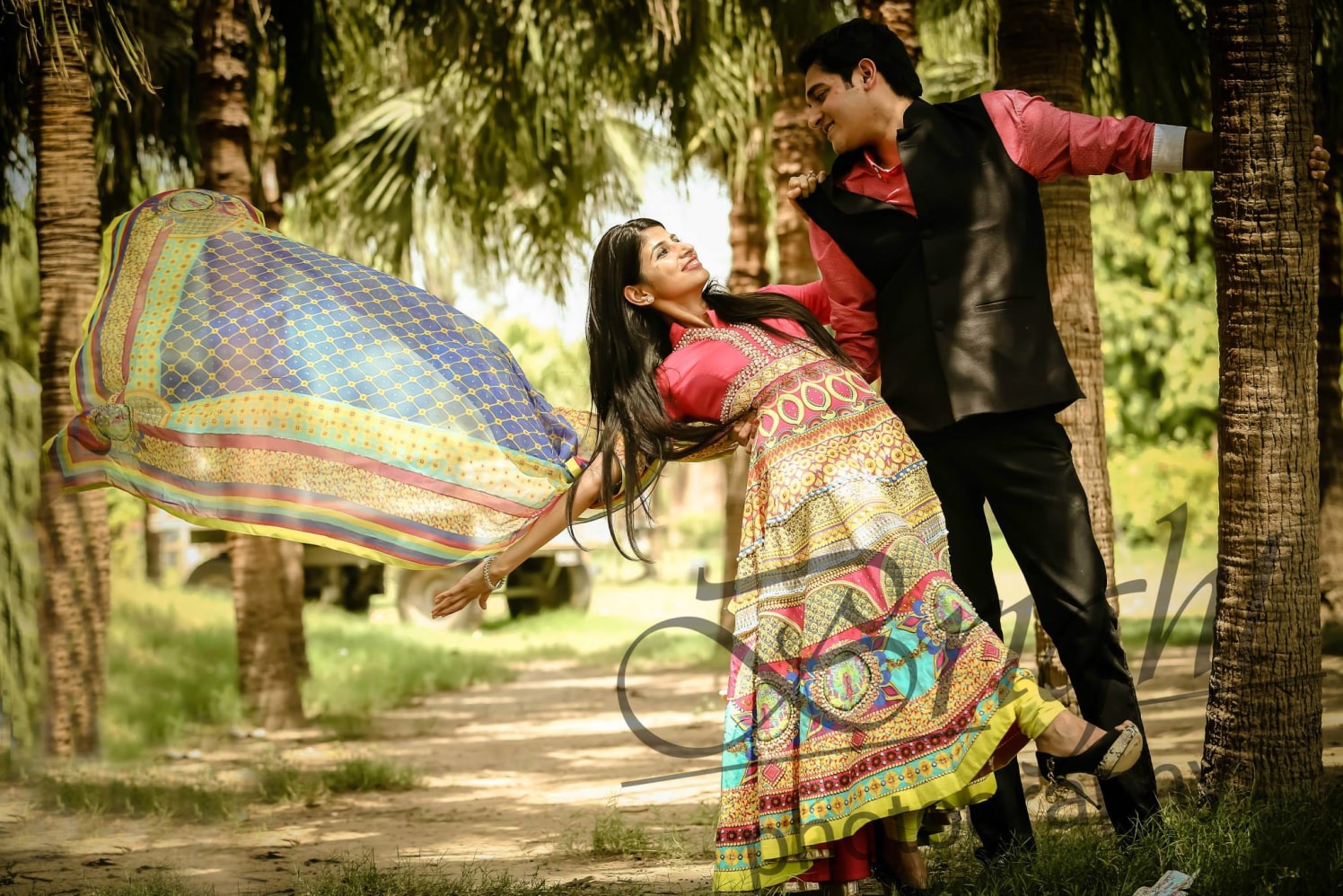 Pre-wedding Shoot In Woods by Gitesh Dhawan Wedding-photography | Weddings Photos & Ideas