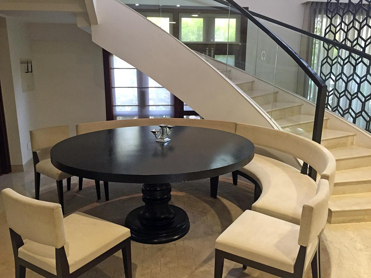 Exquisite Round Dining Area by Dhi Design Studio Dining-room Contemporary | Interior Design Photos & Ideas