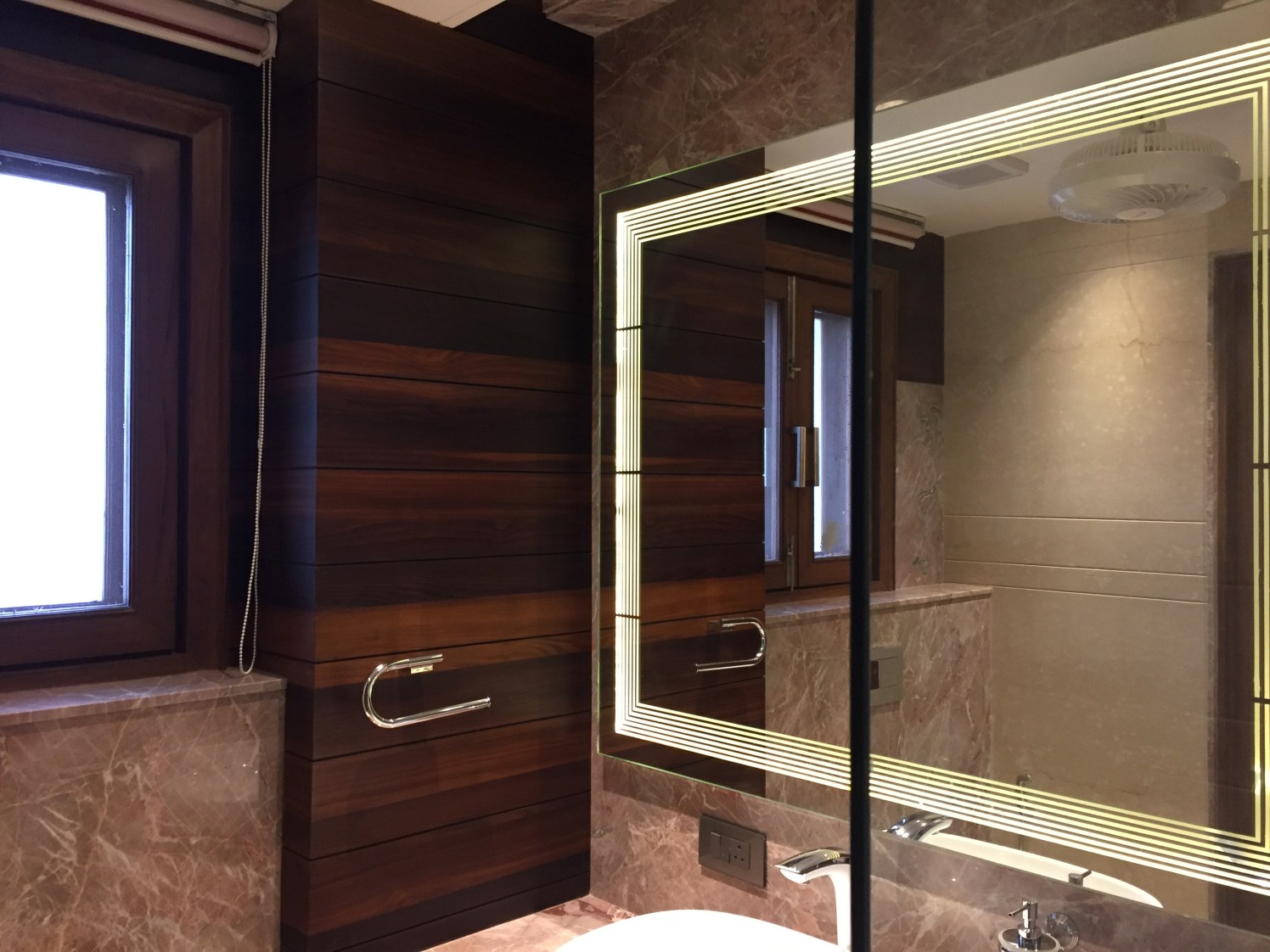 Brown wooden Bathroom With Rectangular Wall Mirror by Tarique Anwar Bathroom Modern | Interior Design Photos & Ideas