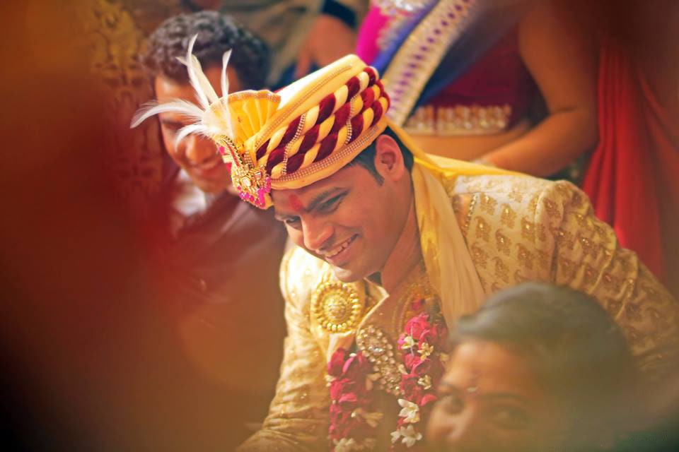 Bright frame by DEV RAJ FILMS & PHOTOGRAPHY Wedding-photography | Weddings Photos & Ideas