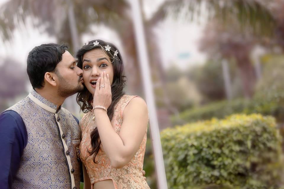 Unexpected peck by DEV RAJ FILMS & PHOTOGRAPHY Wedding-photography | Weddings Photos & Ideas
