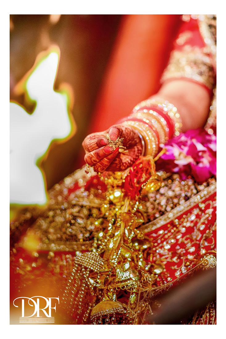Hand adjunct by DEV RAJ FILMS & PHOTOGRAPHY Wedding-photography | Weddings Photos & Ideas