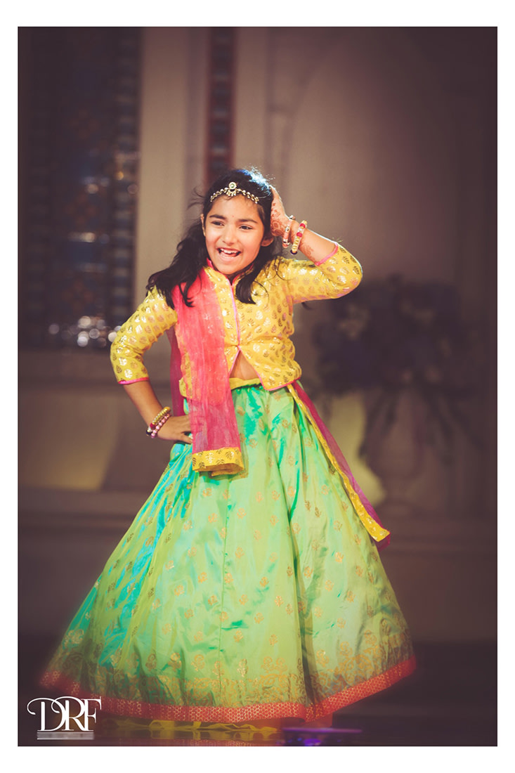 Jovial wedding guest by DEV RAJ FILMS & PHOTOGRAPHY Wedding-photography | Weddings Photos & Ideas
