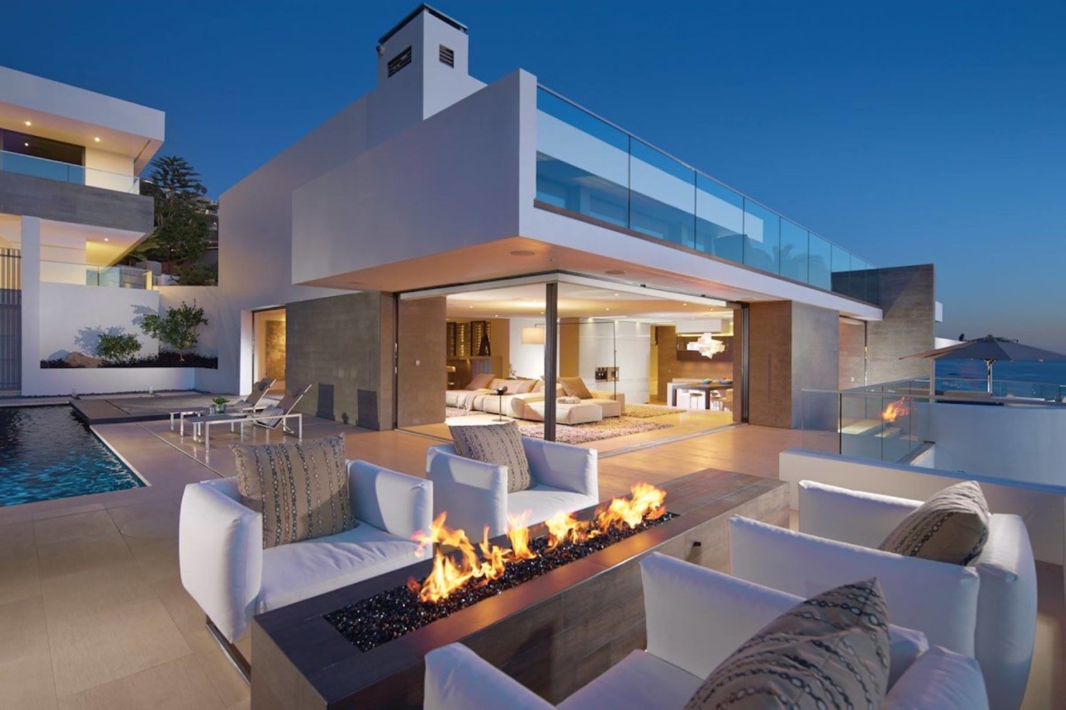 The Grande by JM Consilium Modern | Interior Design Photos & Ideas