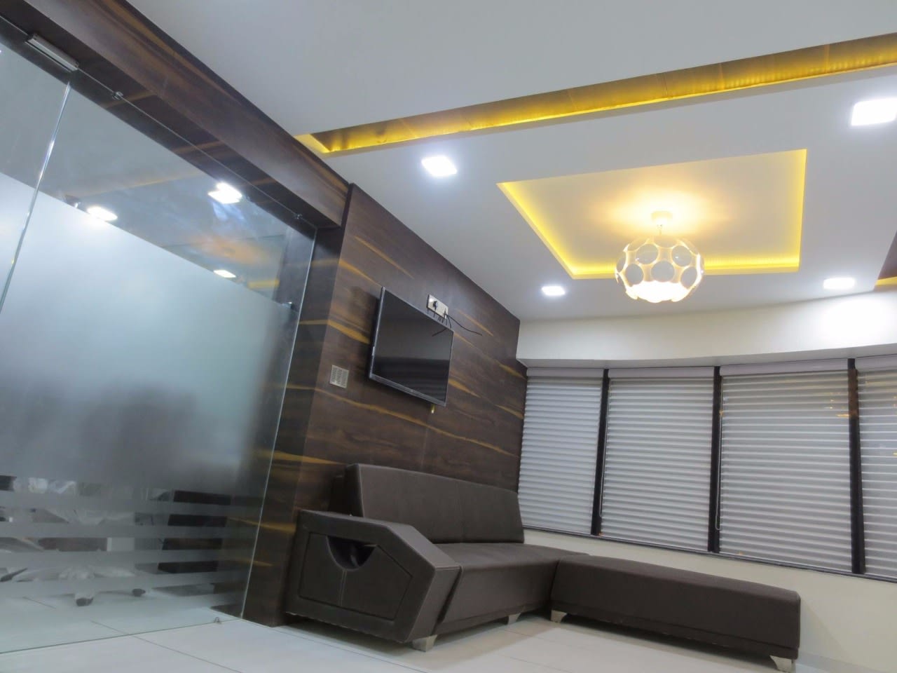 The Classy Look by 3D Isometric Pvt. Ltd. Contemporary | Interior Design Photos & Ideas