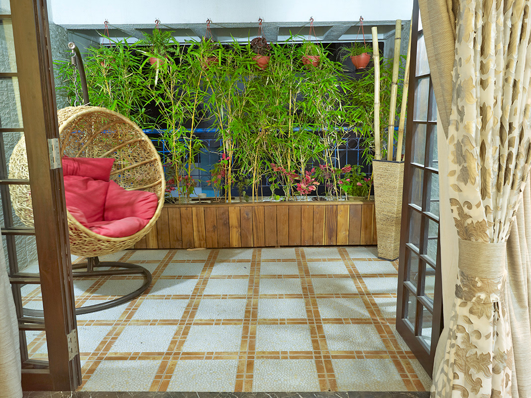 Seat For One by Gadkari Properties LLP Modern | Interior Design Photos & Ideas