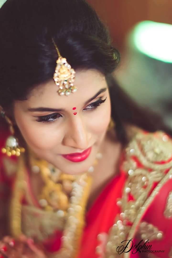 Glancing by Dolphin Photography Wedding-photography | Weddings Photos & Ideas
