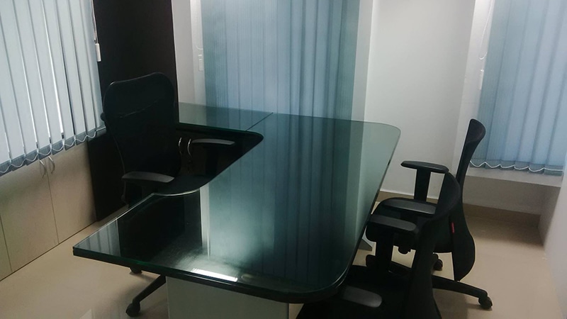 Office Cabin. by Globe Interiors Contemporary | Interior Design Photos & Ideas
