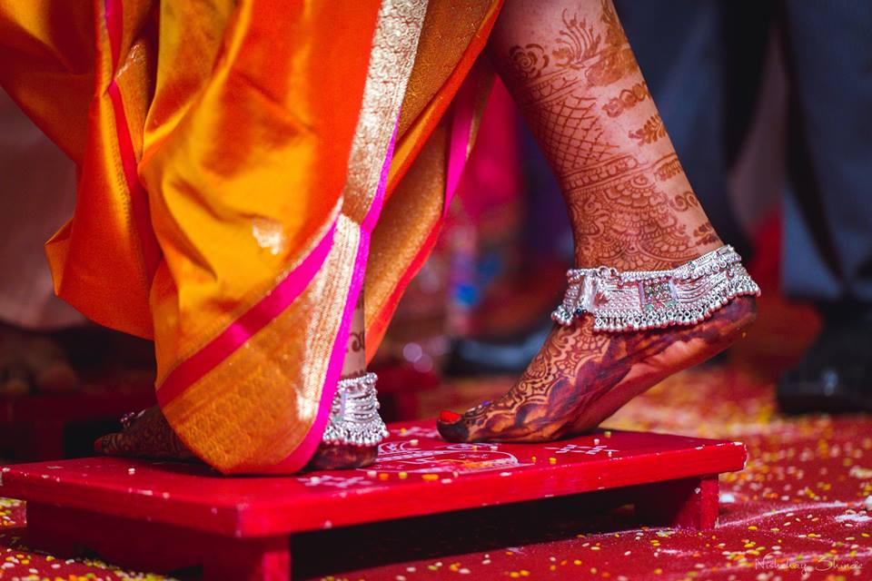Aesthetic heena by Shrutika Sarang Photography Wedding-photography | Weddings Photos & Ideas