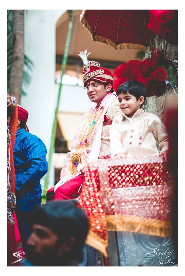 Twinning with the groom! by Silverline Photography Wedding-photography | Weddings Photos & Ideas