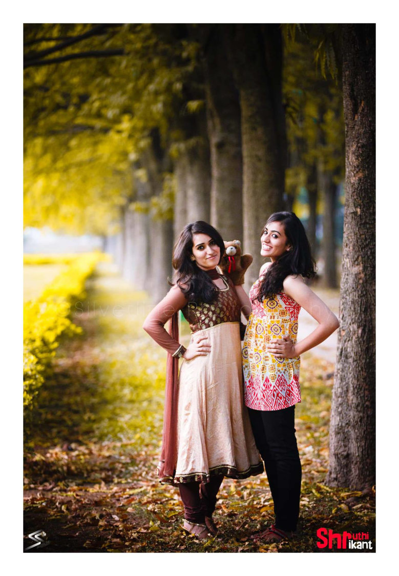 Girls just want to pose! by Silverline Photography Wedding-photography | Weddings Photos & Ideas