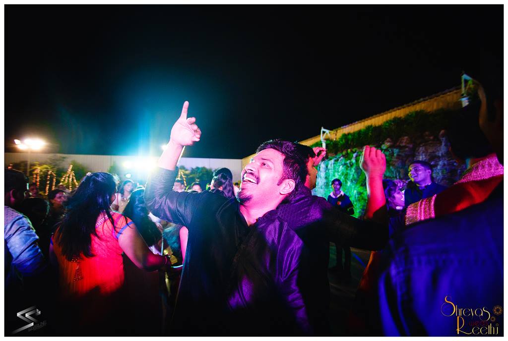 Dance and jolt! by Silverline Photography Wedding-photography | Weddings Photos & Ideas