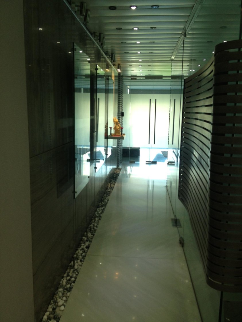 Office entrance by Izan Architecture & Interiors Contemporary | Interior Design Photos & Ideas