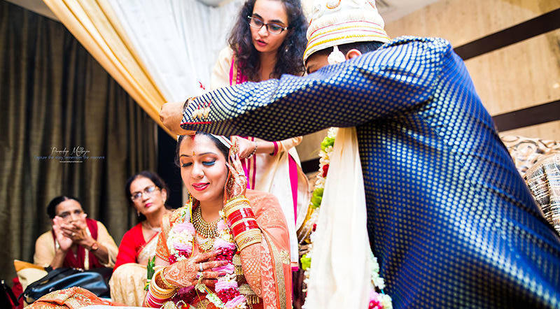 Completing the traditions! by Parnadeep Mukherjee Photography Wedding-photography | Weddings Photos & Ideas