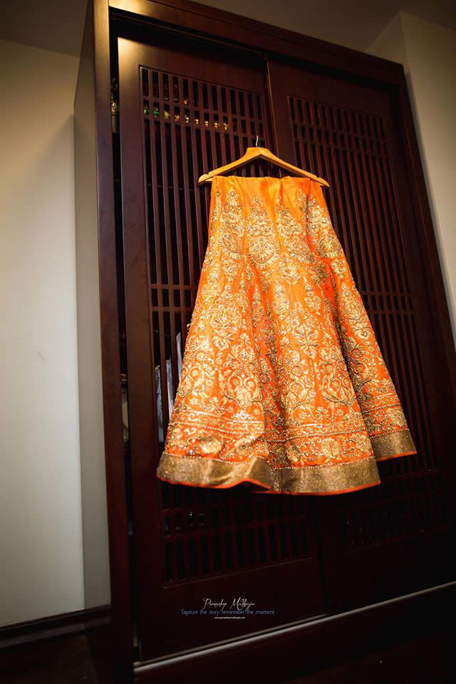 Dazzling orange! by Parnadeep Mukherjee Photography Wedding-photography | Weddings Photos & Ideas