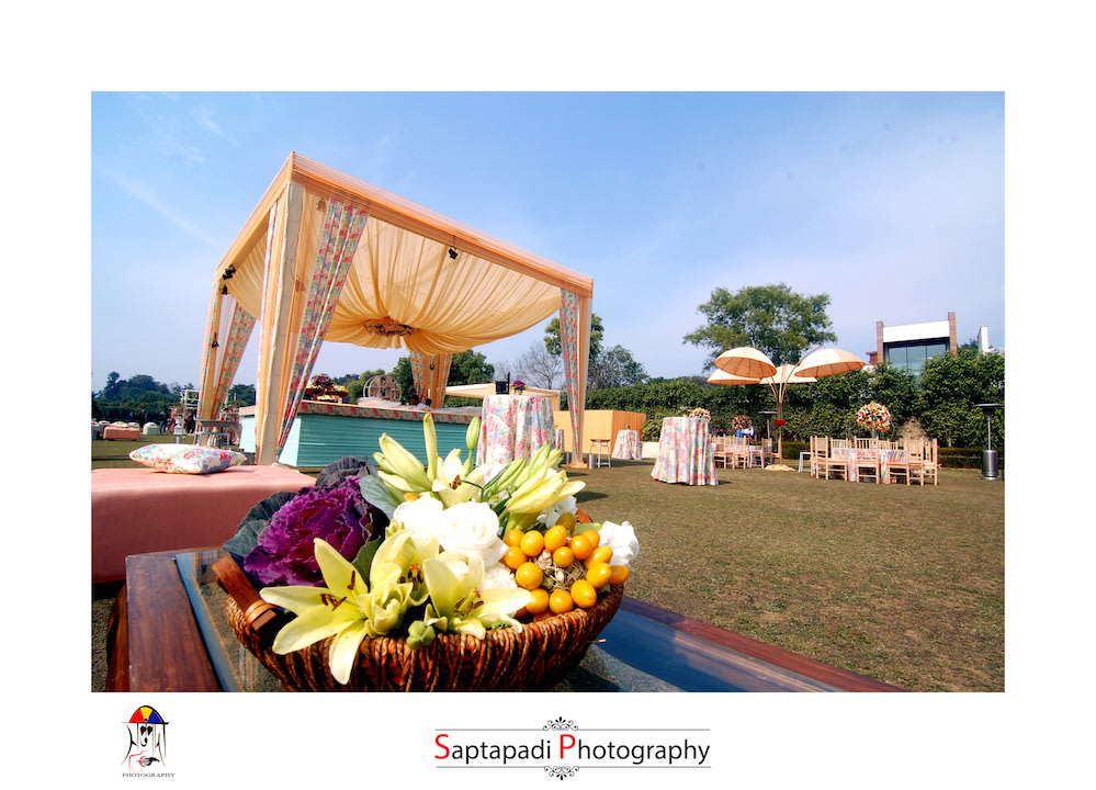 Peach Themed Wedding Decor by Saptapadi Photography Wedding-photography Wedding-decor | Weddings Photos & Ideas