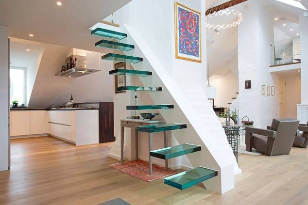 Modern Staircase With Blue Steps by Mohit Kumar Indoor-spaces Modern | Interior Design Photos & Ideas