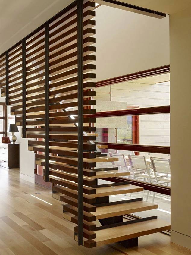 Straight Woody Stairs by Mohit Kumar Indoor-spaces Modern | Interior Design Photos & Ideas