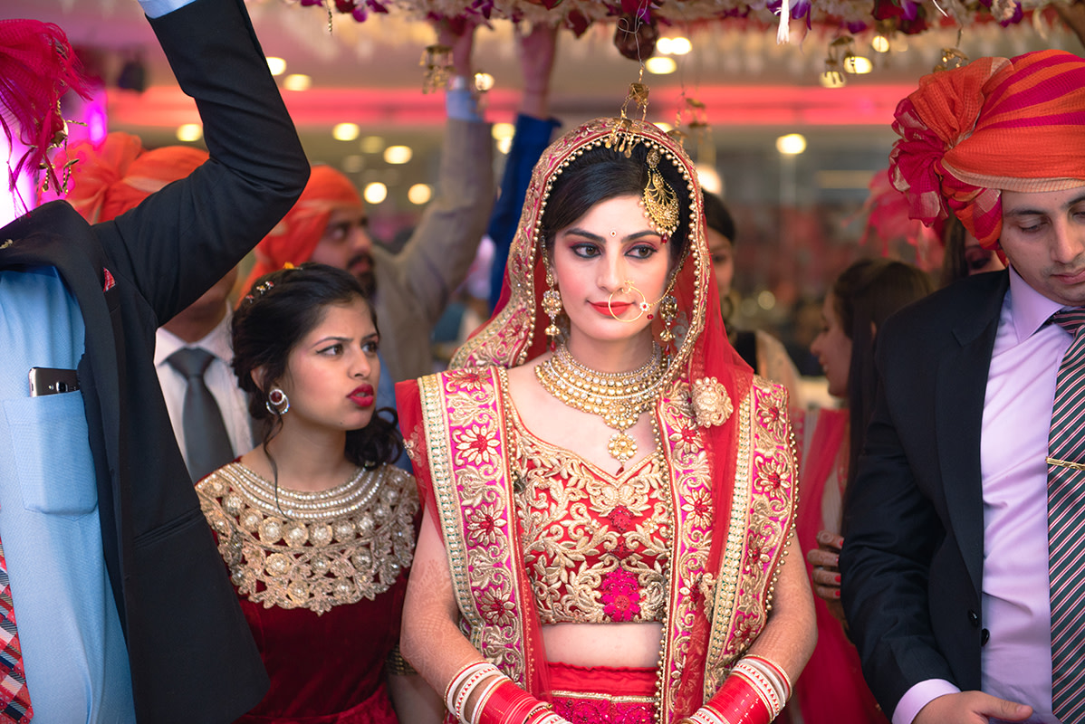 Astonishing bride! by POSPER FILMS Wedding-photography | Weddings Photos & Ideas