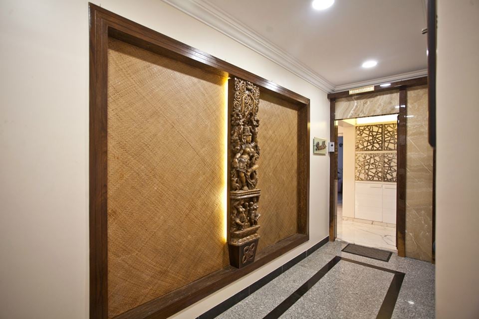Hallway With Wall Art by Nikeeta Mehta Indoor-spaces Traditional | Interior Design Photos & Ideas