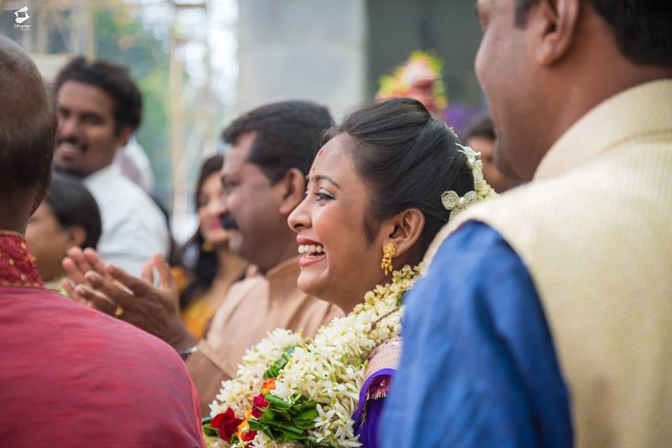 Natural Glow by 5Frame Studio Wedding-photography Bridal-jewellery-and-accessories | Weddings Photos & Ideas