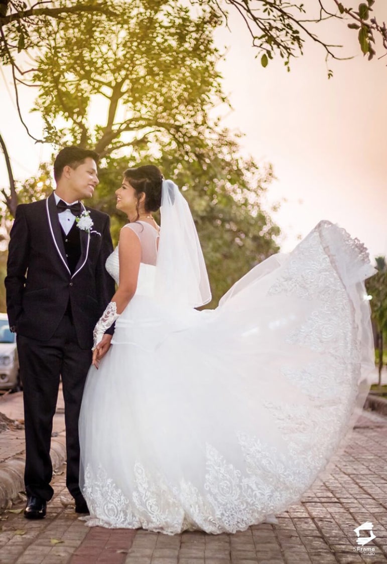 White Shimmering Gown by 5Frame Studio Wedding-photography | Weddings Photos & Ideas